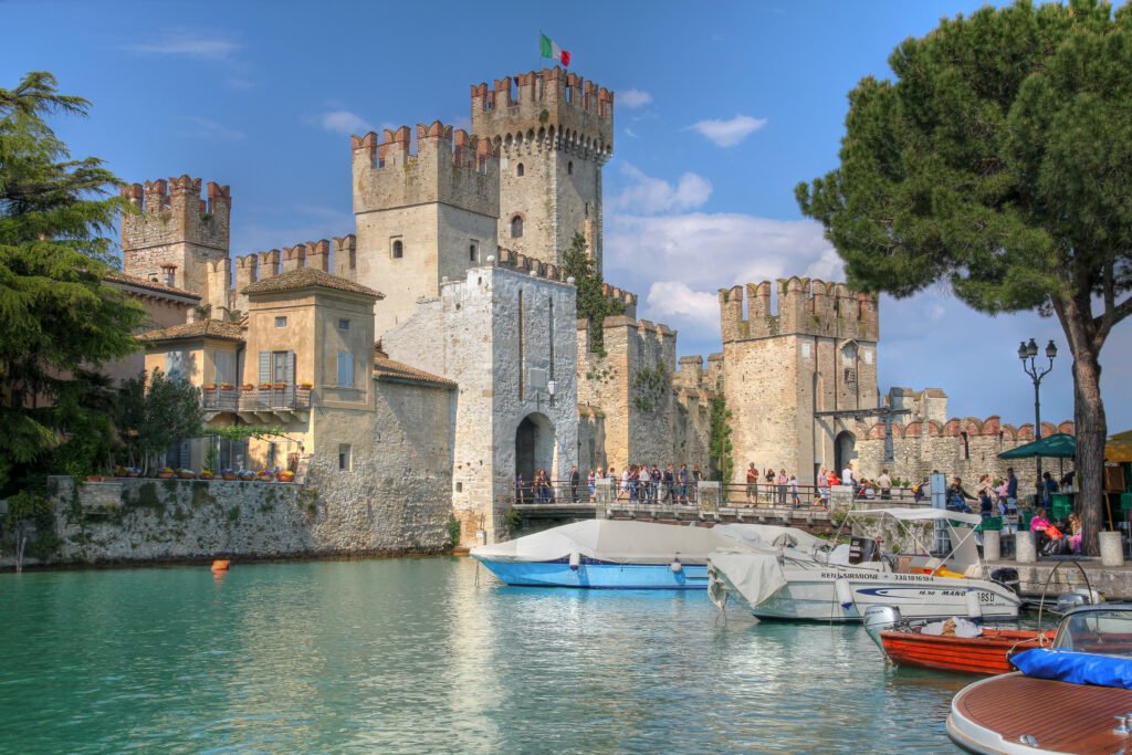 scaliger-castle-sirmione-on-lake-garda-italy-86061152815