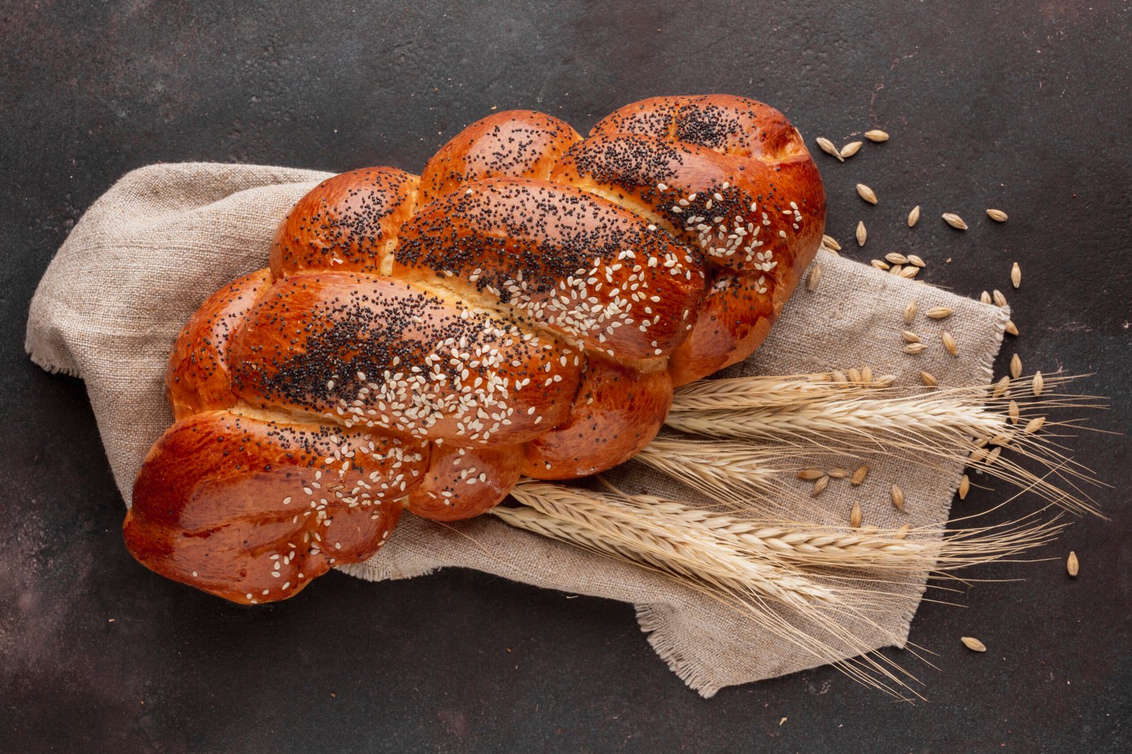 baked-pastry-cloth-with-wheat