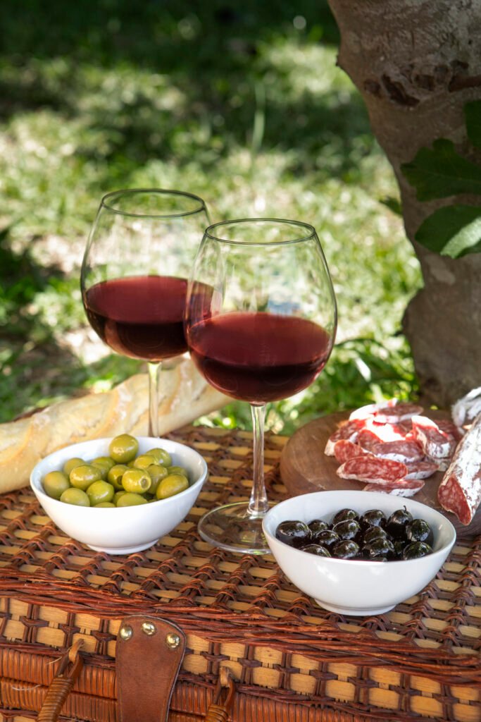 delicious-picnic-still-life