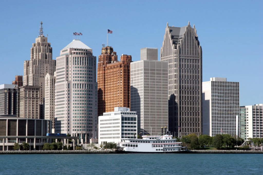 detroit-9624078925