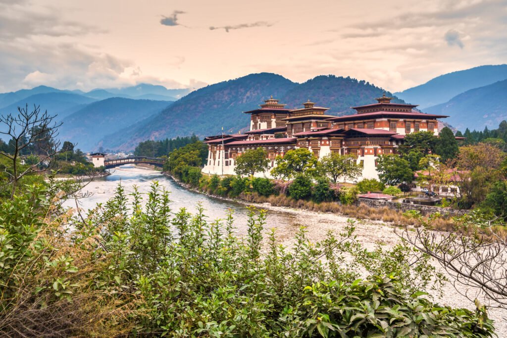 punakha dzong also known as pungthang dewa chhenbi phodrang, bhutan, china