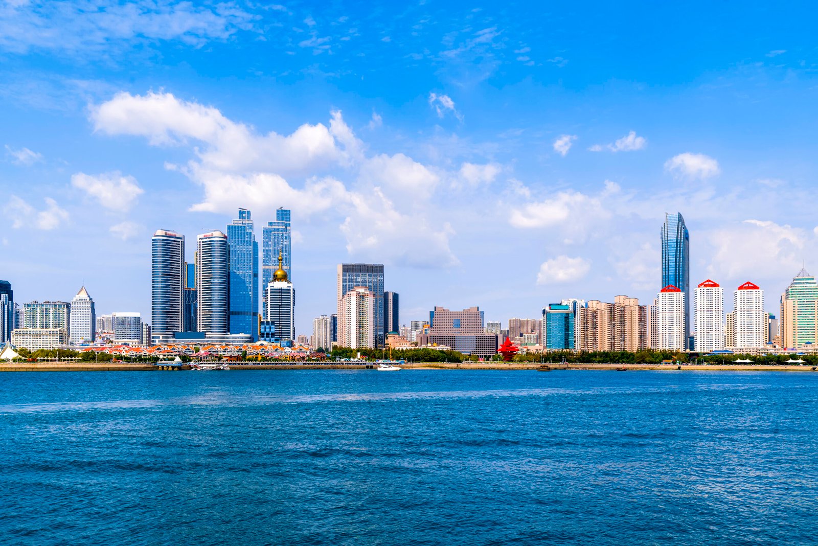 Between Tradition and International Flair: Exploring Qingdao’s Diverse Food Scene